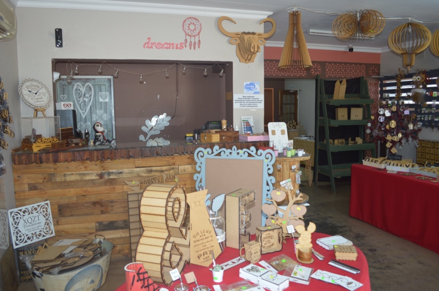 Commercial Property for Sale in Flamwood North West